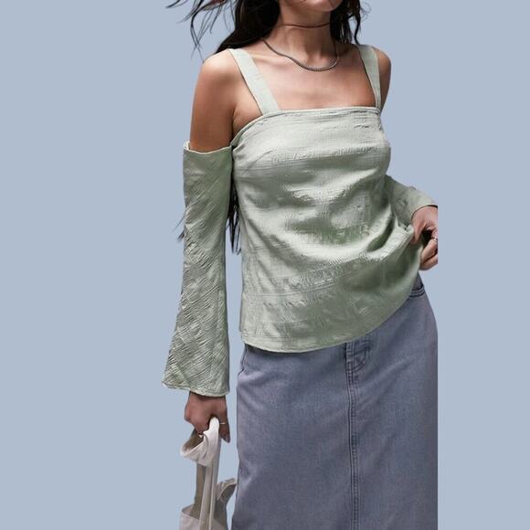 TopShop Textured Cold Shoulder Top Sage Green Size 6 NWOT $48 MSRP - Picture 1 of 6
